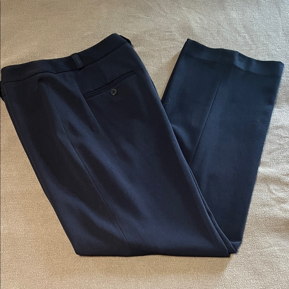Charter Club Classic Fit Navy Pants Size 8 Short